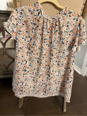 Floral Short Sleeve Blouse in Cream, Navy & Coral